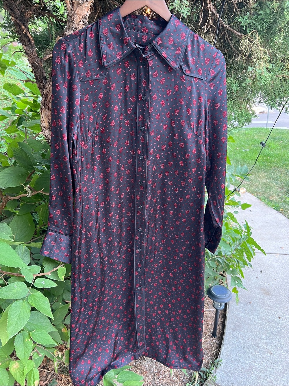 Madewell NWT Black Red Floral Satin Midi Shirtdress Western Size 8 Cottagecore - Picture 2 of 8